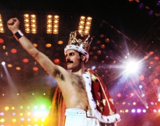 Freddie Mercury: A World o...