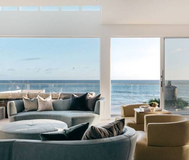 Vive en la casa de Robert De Niro en Malibu Cove Colony Dr a través de Leverage Property