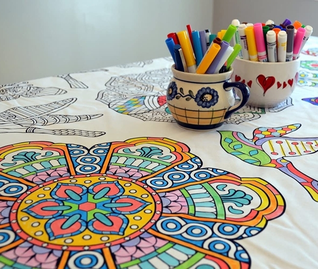 Mantel extensible Mandala: Colorea tus comidas en familia!