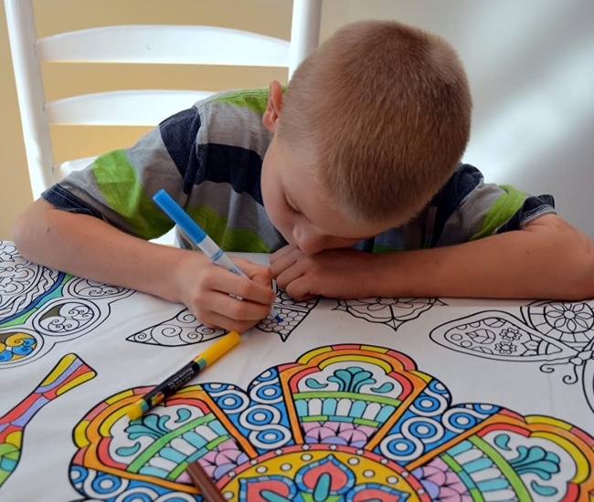 Mantel extensible Mandala: Colorea tus comidas en familia!