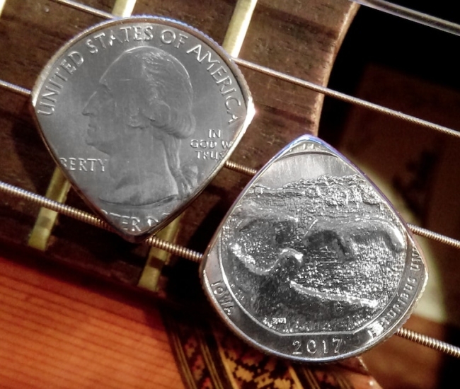 Quarter Guitar Pick: la púa de guitarra más auténtica y personalizada