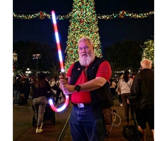 Santa Saber: el sable navideño más original