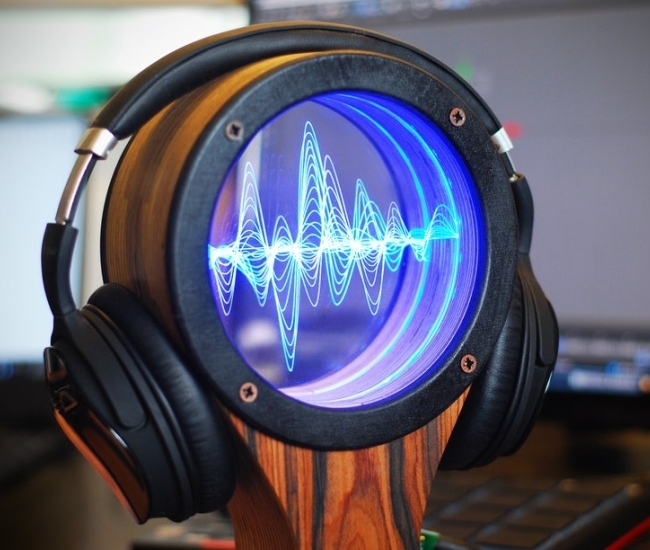 Soporte LED para auriculares: ilumina tu escritorio con estilo