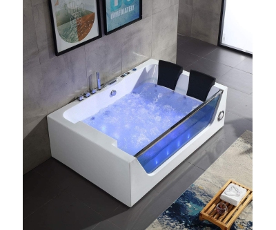 Bañera de hidromasaje Decoraport: relájate en casa como en un spa