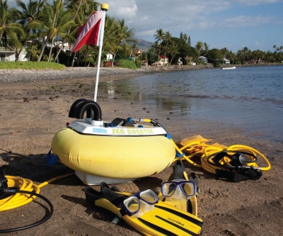 Descubre el kit de esnórquel eléctrico SeaBreathe. Bucea de forma sencilla y divertida sin tanques ni equipos pesados.